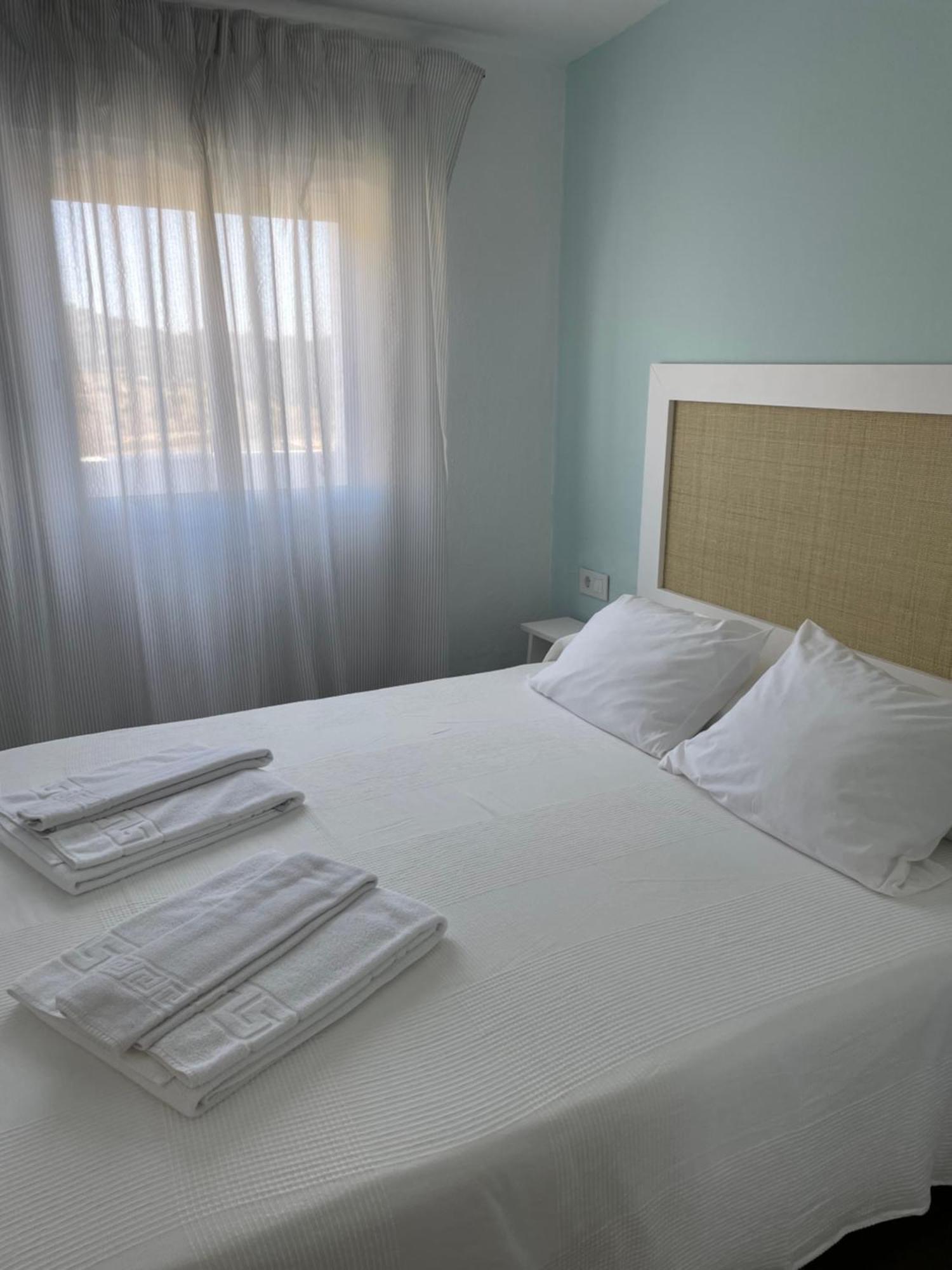 El Escondido De Zahara Hotel Zahara de los Atunes Luaran gambar